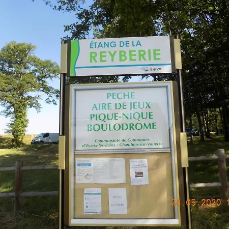 Aux Roses Holiday home