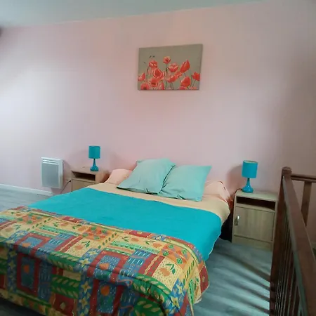 Aux Roses Holiday home *