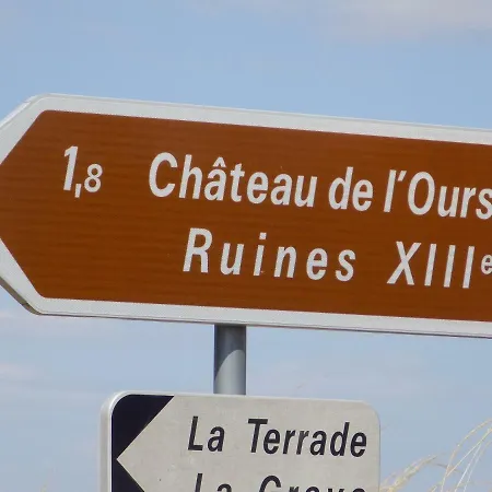 Aux Roses Holiday home